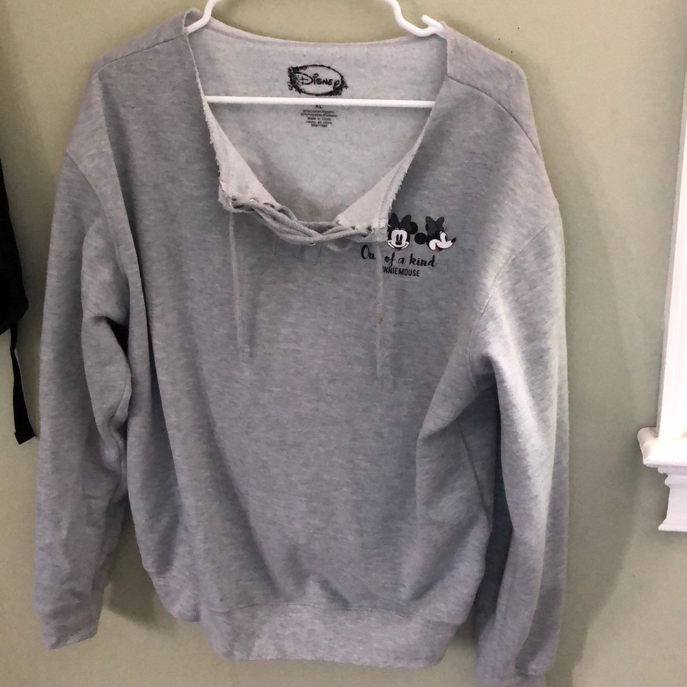 Minnie Mouse sweater